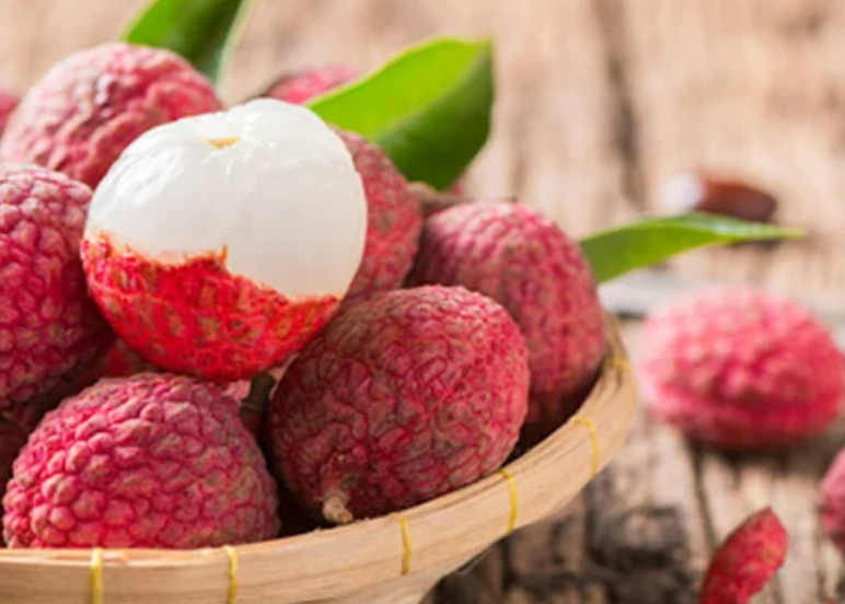 Sầu riêng, vải, nhãn… những loại trái cây dễ khiến cơ thể “bốc hỏa” vào mùa hè - Ảnh 3